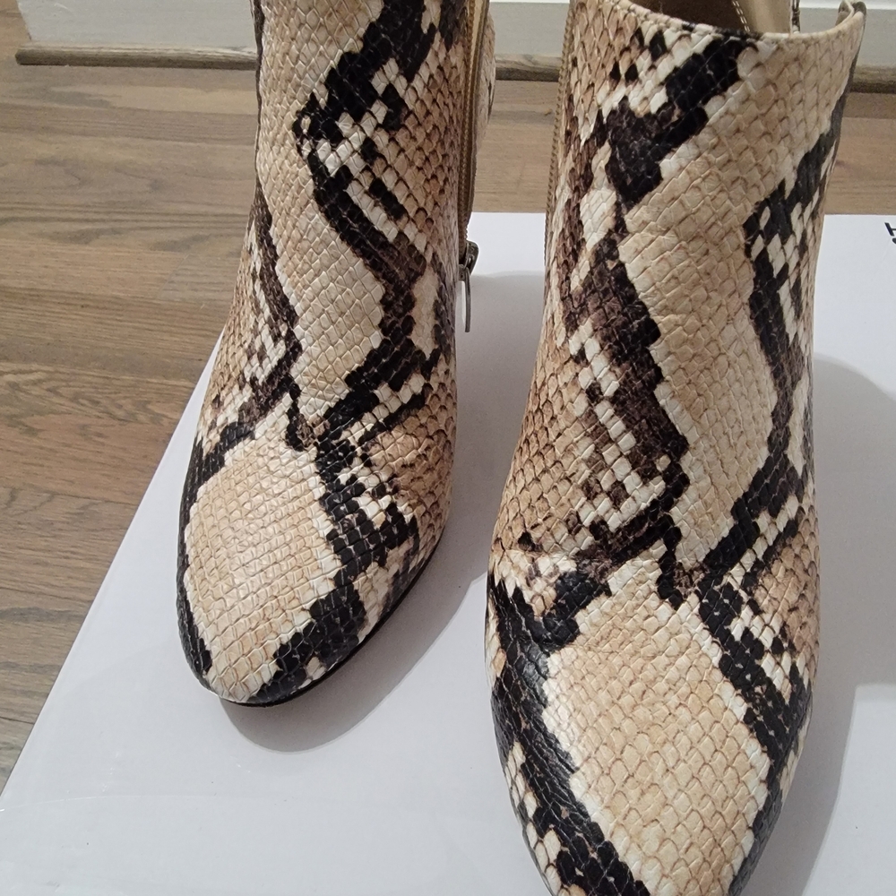 Vince Camuto Beige and Black Snakeskin Ankle Boots
